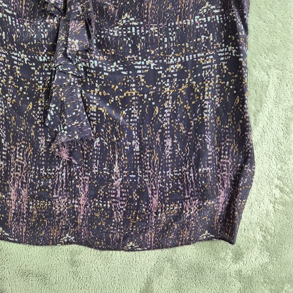 Vintage Banana Republic Top Medium Purple Patterned Silk Ruffle Neck Lightweight - Picture 8 of 13